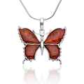 Naszyjnik bursztynowy motyl w srebrze.