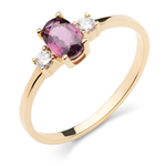 rubinowe zaręczyny - złoty pierścionek