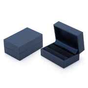 Pudełeczko na spinki do mankietów.