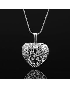 łańcuszek srebrny z serduszkiem