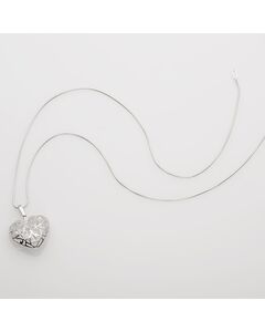 serduszko na łańcuszku