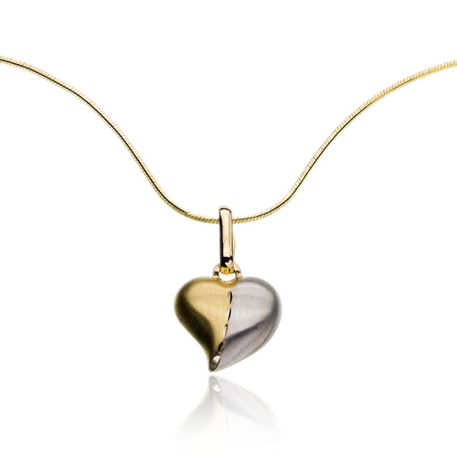 Złoty naszyjnik z zawieszką w kształcie dwukolorowego serca.