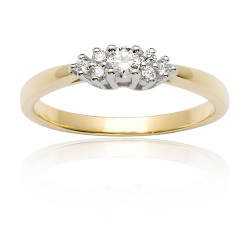 Na zaręczyny, na ślub, na ten wyjątkowy dzień - pierścionek złoty z brylantami.