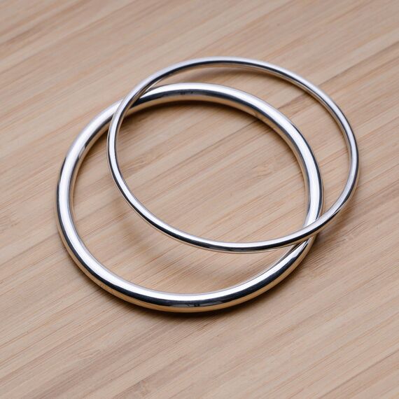 bransoletka , sztywne grube koło