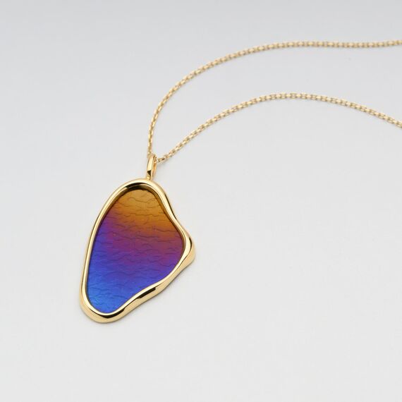 naszyjnik pozłacany z kolorowym tytanem