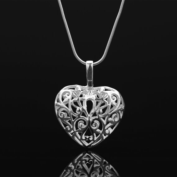 łańcuszek srebrny z serduszkiem