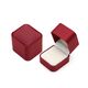 Satynowe pudełeczko na pierścionek, obrączkę, kolczyki w kolorze burgundu